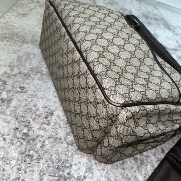 Gucci Brown GG Supreme Coated Canvas Diaper Bag (2019) - Picture 15 of 15